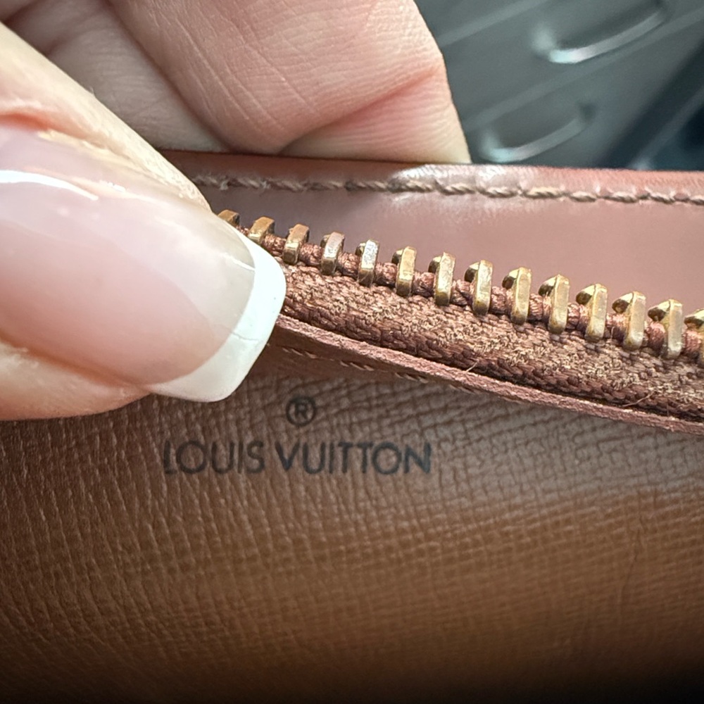 Louis Vuitton clutch Bag in Brown Monogram - Picture 10 of 17